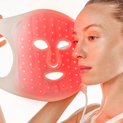 best led face mask light therapy